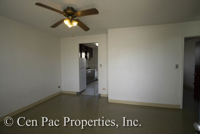 Building Photo - 1715 Anapuni St