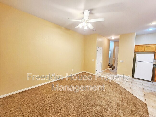 Building Photo - 1421 Star Rd