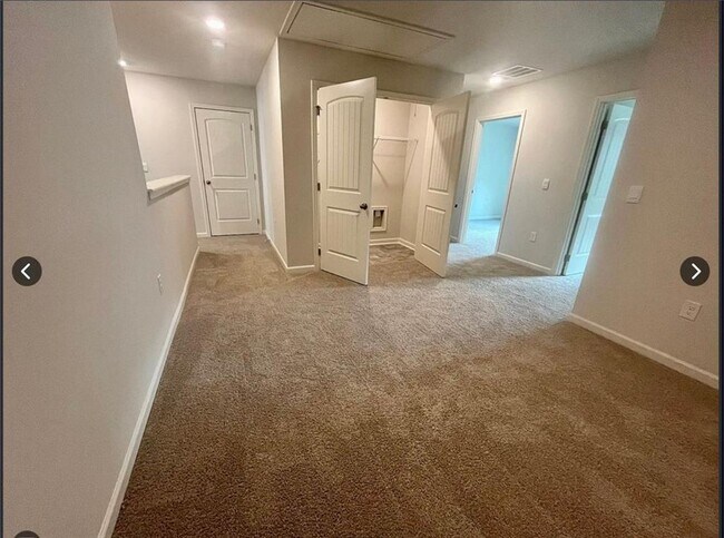 Building Photo - 3041 Greyton Dr
