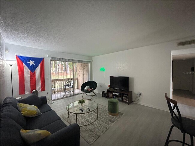 Building Photo - 1810 NW 23rd Blvd