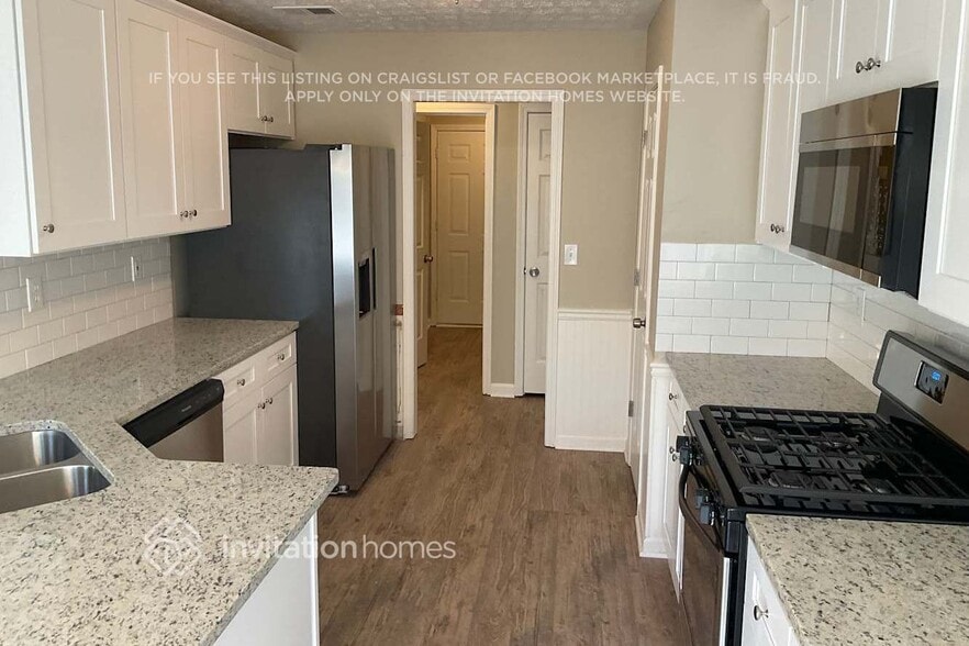 Building Photo - 5056 Hopeland Dr