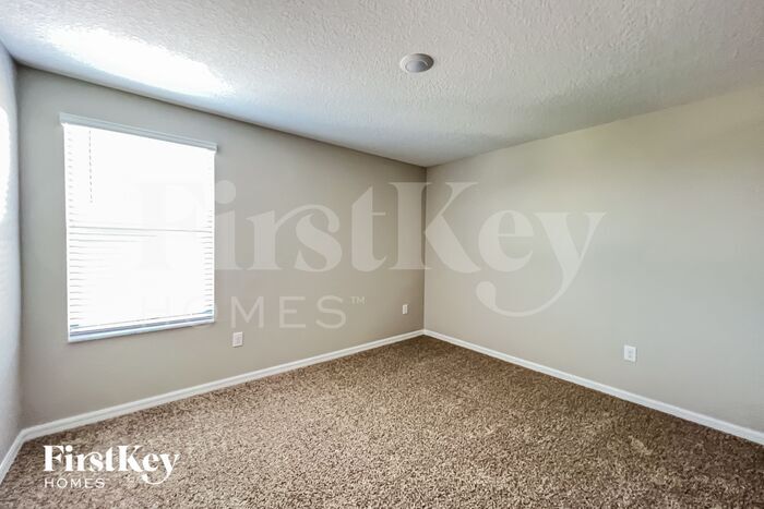 Building Photo - 6805 Trent Creek Dr