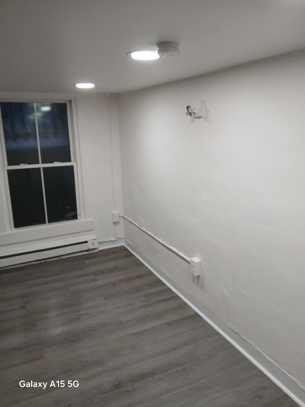 Building Photo - 16 3rd St