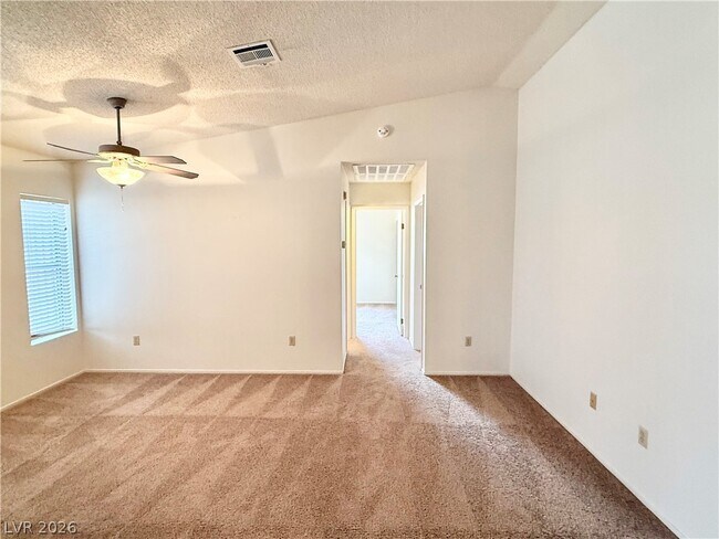 Building Photo - 1081 Pluto St