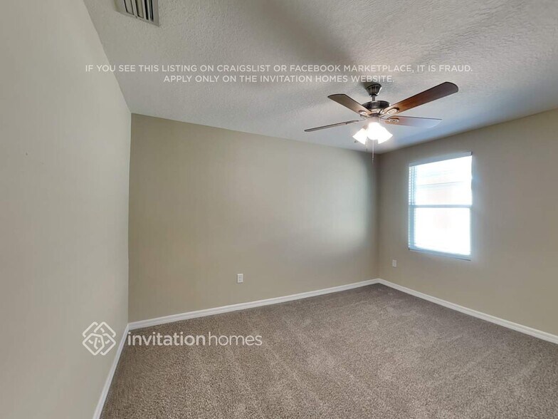 Building Photo - 15749 High Bell Pl