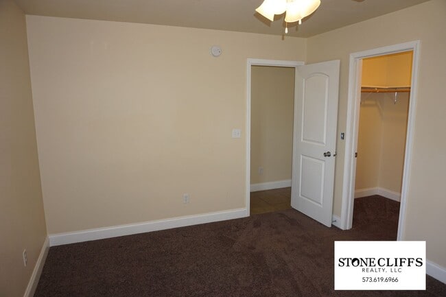 Building Photo - 310 Rylee Cir