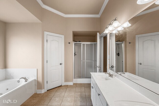 Building Photo - 6012 Whitney Dr