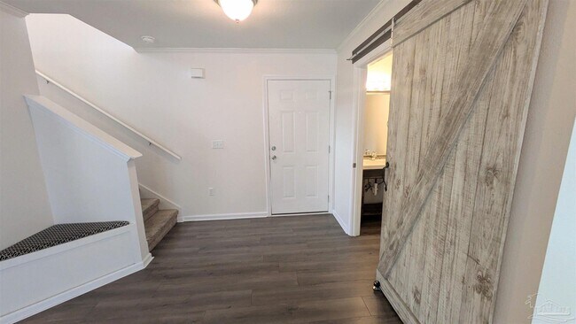 Building Photo - 5881 Little Leaf Court