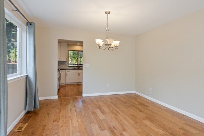 Building Photo - 207 79th Pl SW