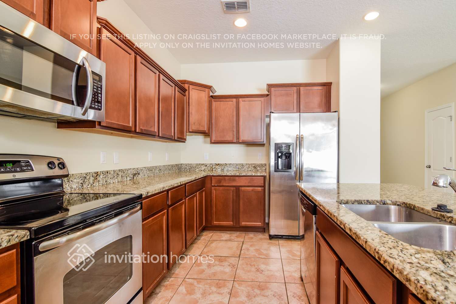 Building Photo - 3247 Berwick Ln