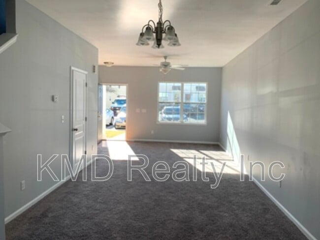 Building Photo - 13722 Calloway Glen Dr