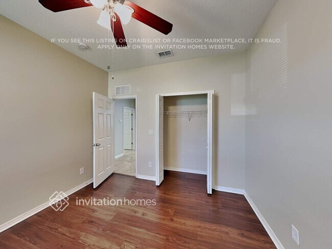 Building Photo - 2325 125th Dr E