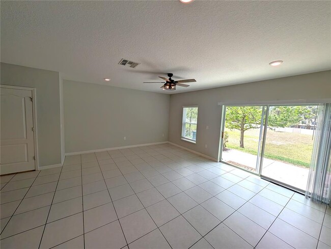 Building Photo - 4744 Spatter Dock St