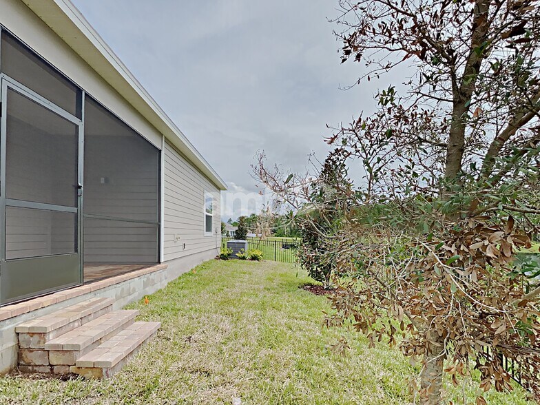 Building Photo - 143 Edge Park Trl