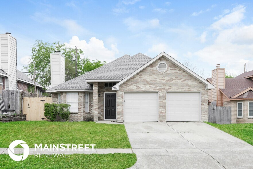 Primary Photo - 910 Ragland Dr