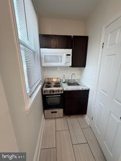 Building Photo - 457 W Lancaster Ave