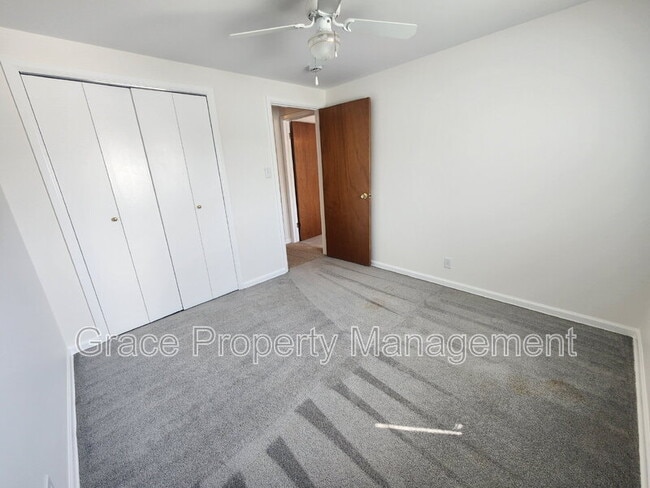 Building Photo - 10946 Melody Dr