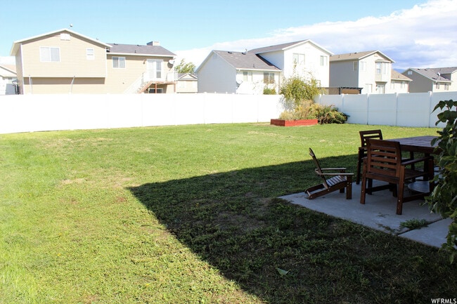 Primary Photo - 2952 2075 S