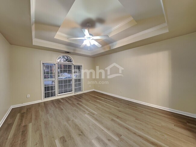 Building Photo - 670 Old Johnson Rd