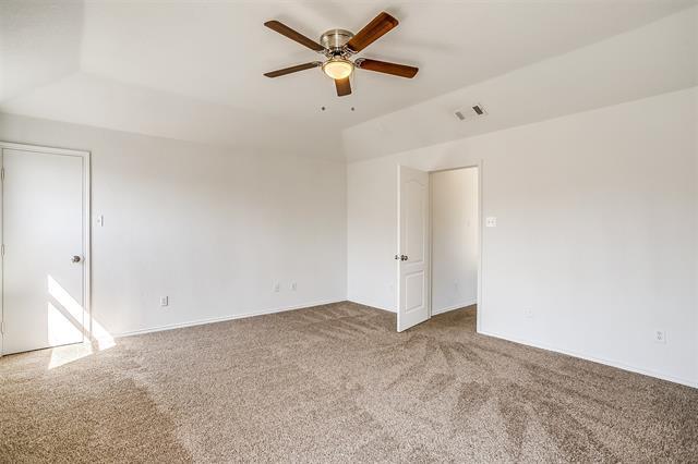 Building Photo - 1618 Sabine Dr