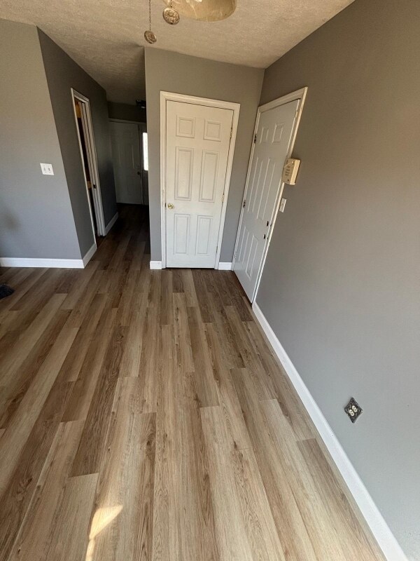 Building Photo - 143 Wiltshire Ave