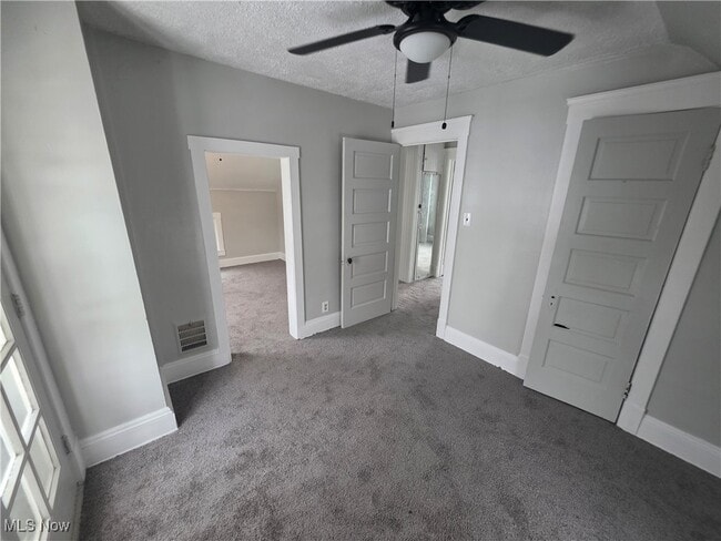 Building Photo - 9825 Macon Ave