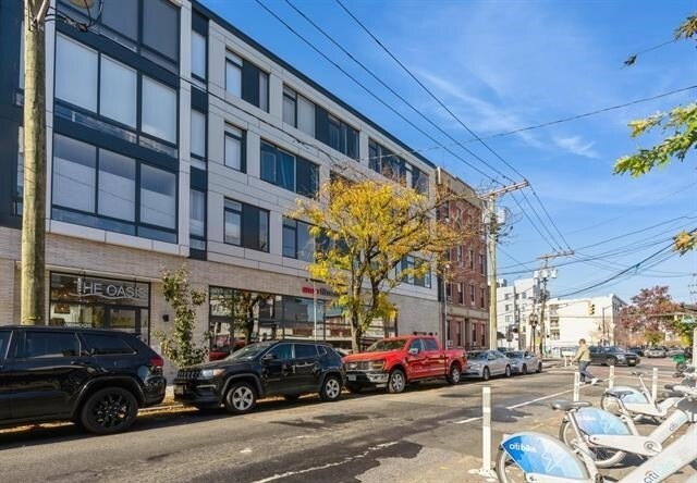 Building Photo - 139 Brunswick St