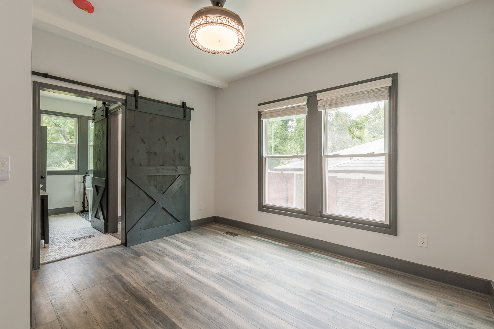 Building Photo - 1393 Westview Dr SW