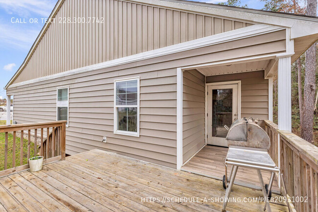 Building Photo - 18231 Mill Cove