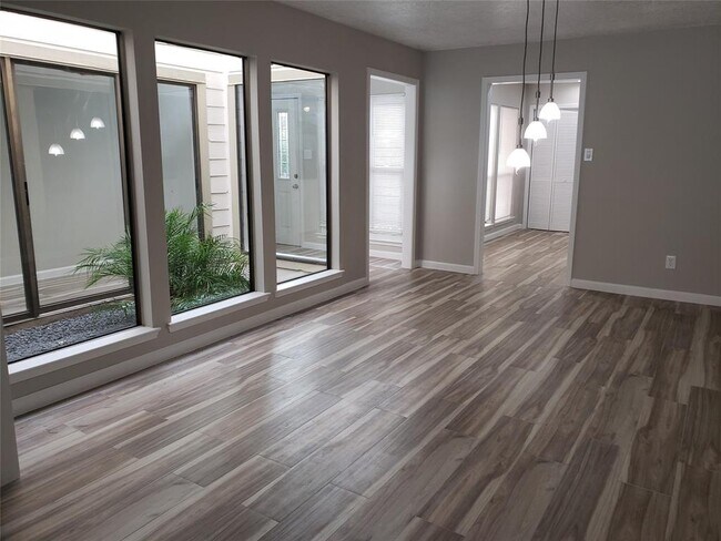 Building Photo - 9122 Chesney Downs Dr