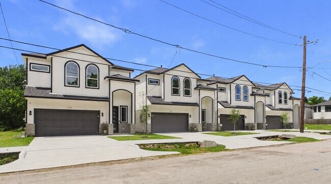 Building Photo - 3748 Corder St