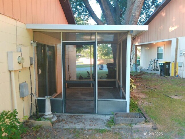 Building Photo - 5146 Cimarron Dr