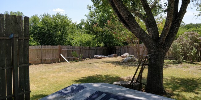 Building Photo - 11706 Rotherham Dr