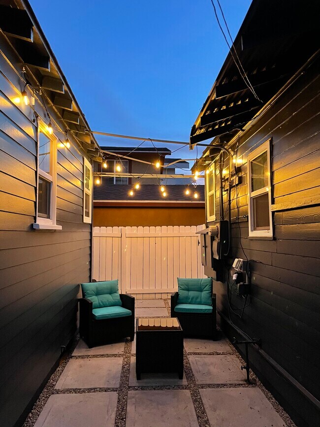 Common Area - 4499 Campus Ave