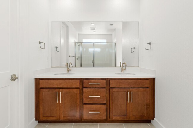 Building Photo - Modern 3-Story New Construction Home in No...