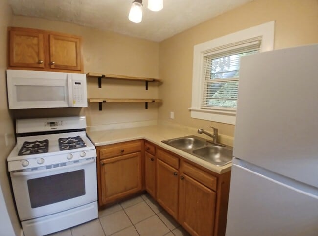 Building Photo - 103 N 38th St