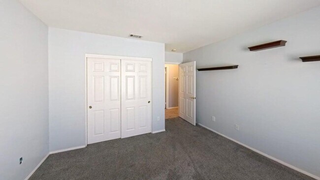 Building Photo - 1245 Millie Dr