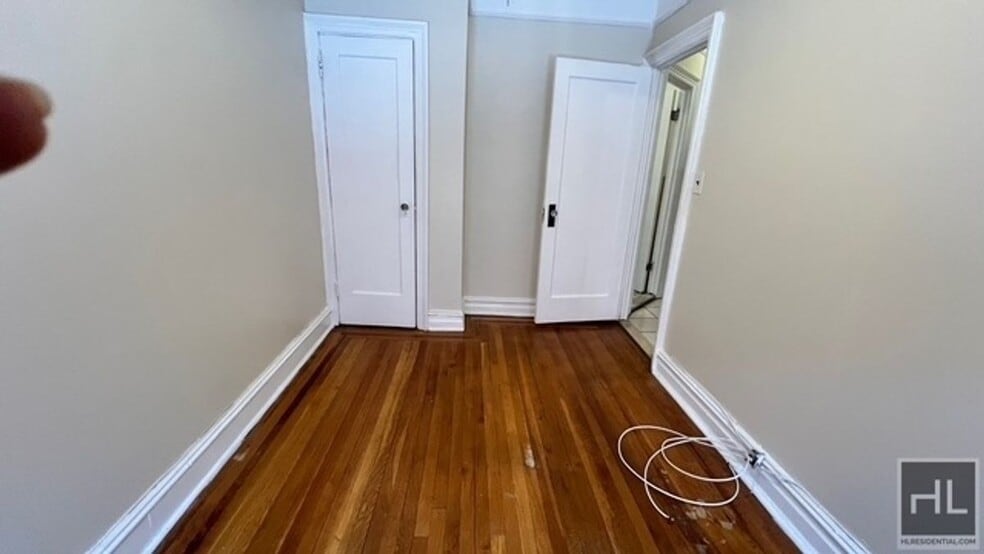 Building Photo - 797 Lenox Rd