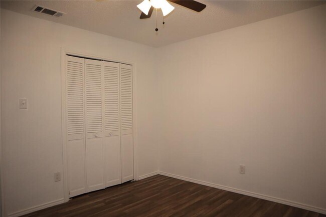 Building Photo - 2731 Eagle Pass