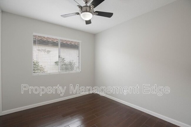 Building Photo - 254 Oleander Dr