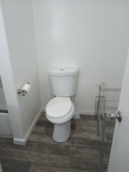 Building Photo - 25519 Belle Porte Ave