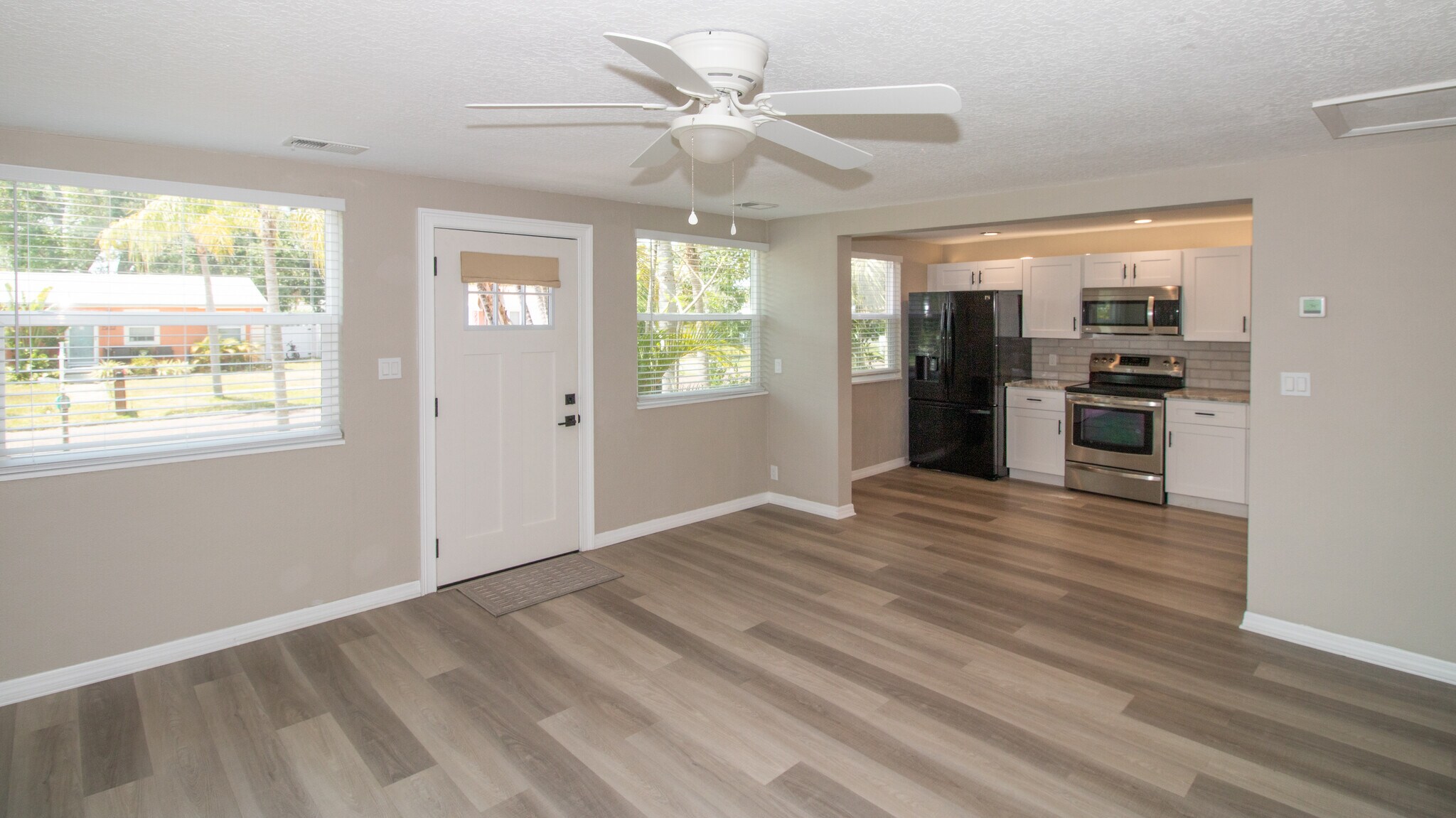 Building Photo - 1914 53rd St S