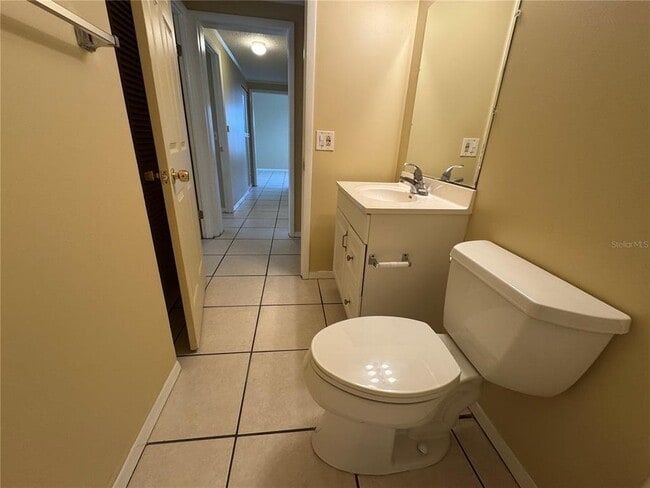 Building Photo - 359 Chaucer Ct