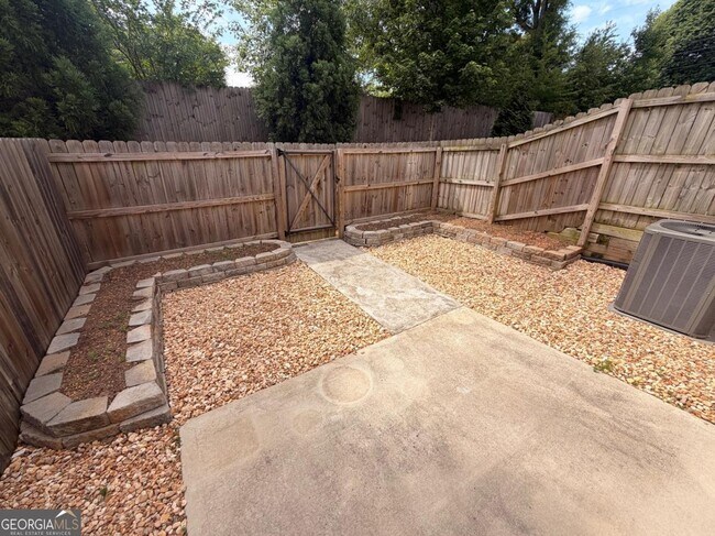 Building Photo - 14 Steelwood Ct