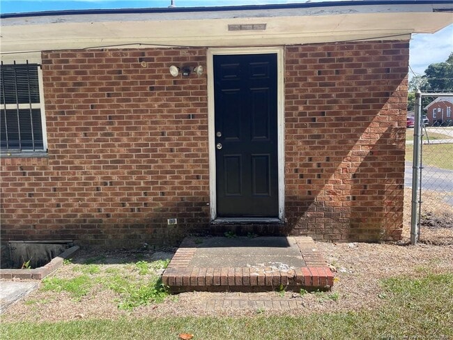 Building Photo - 4953 Fieldcrest Dr