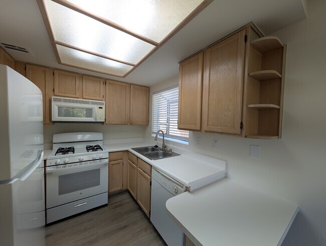 Building Photo - 19849 Sandpiper Pl