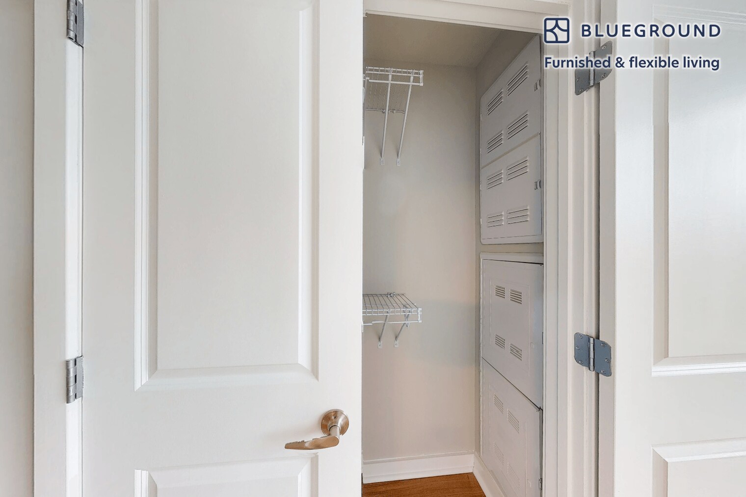 Building Photo - 555 S President St