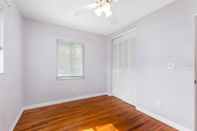 Building Photo - 4320 Yardley Ave N