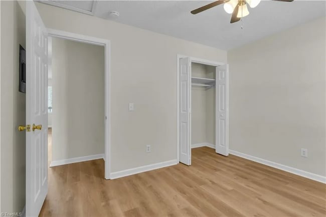 Building Photo - AVAILABLE NOW – Stylish 2-Bedroom Condo in Archdale, NC