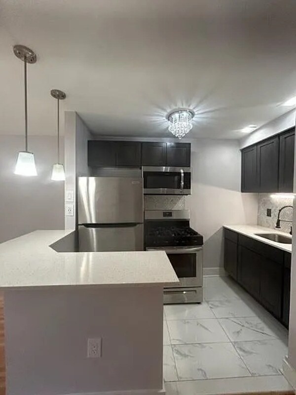 Building Photo - 5 Beaumont Pl